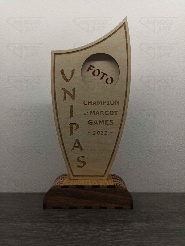 01_Trofej